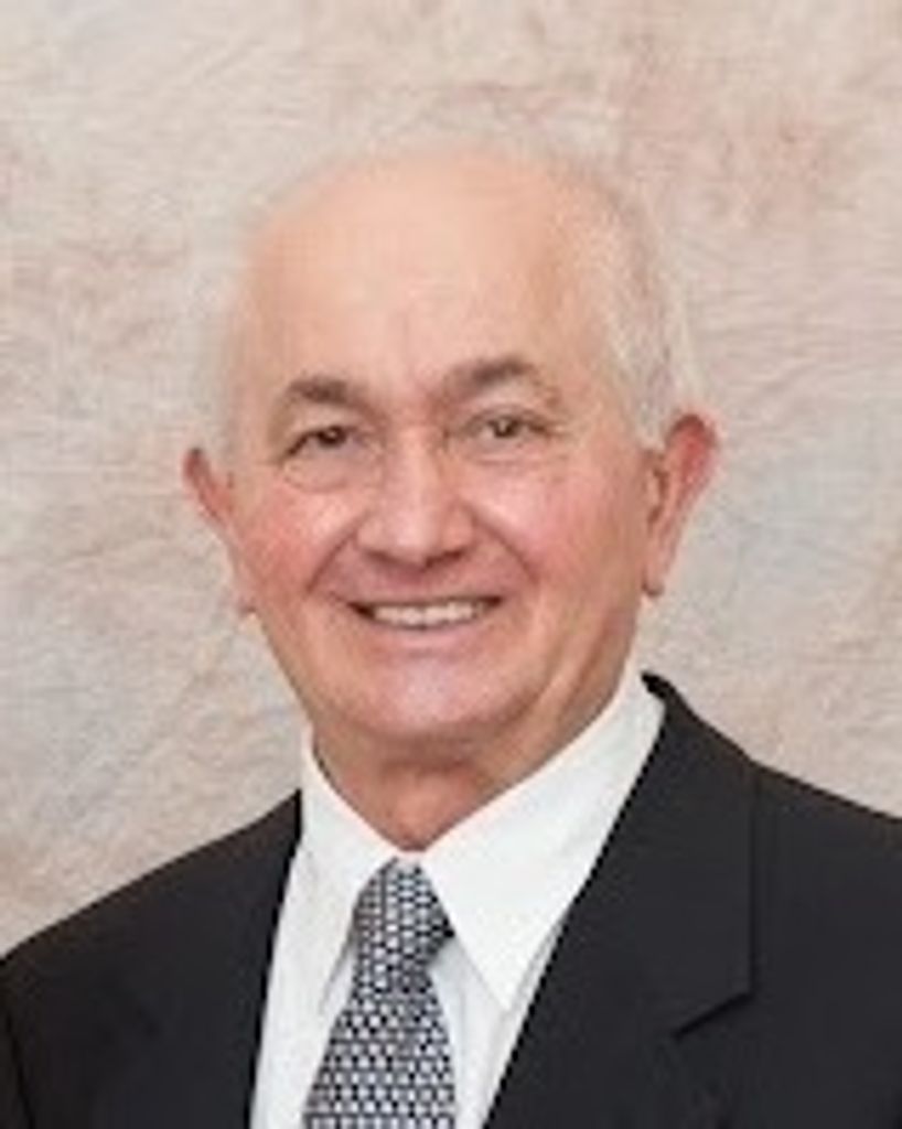 Camillo "Cam" Molinaro Profile Photo