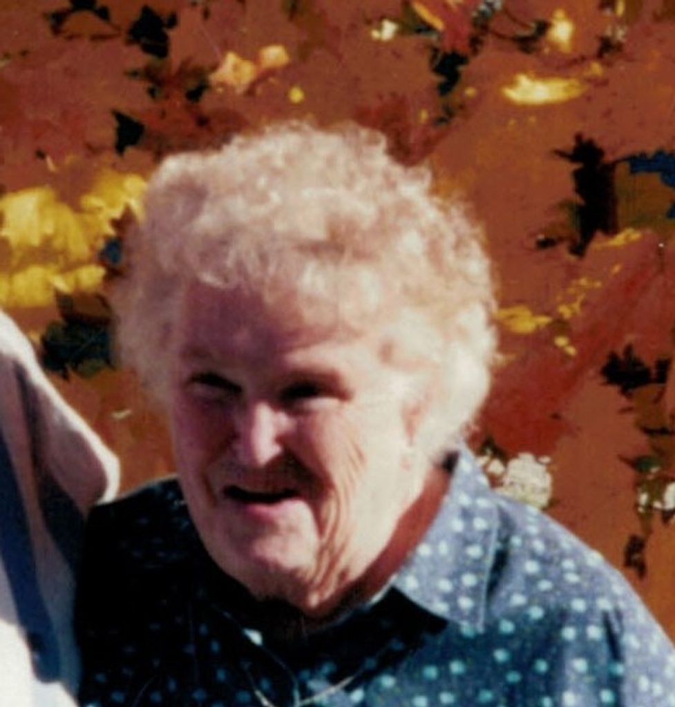 Esther Perron Profile Photo