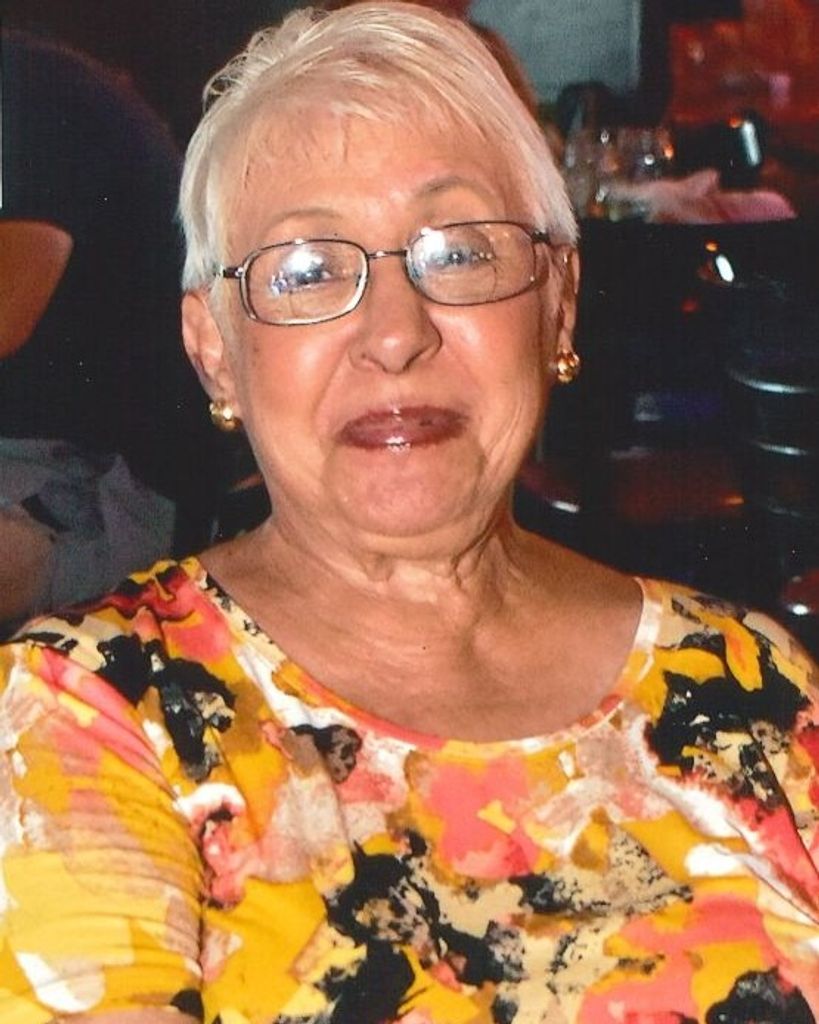 Celia Zaremba Profile Photo