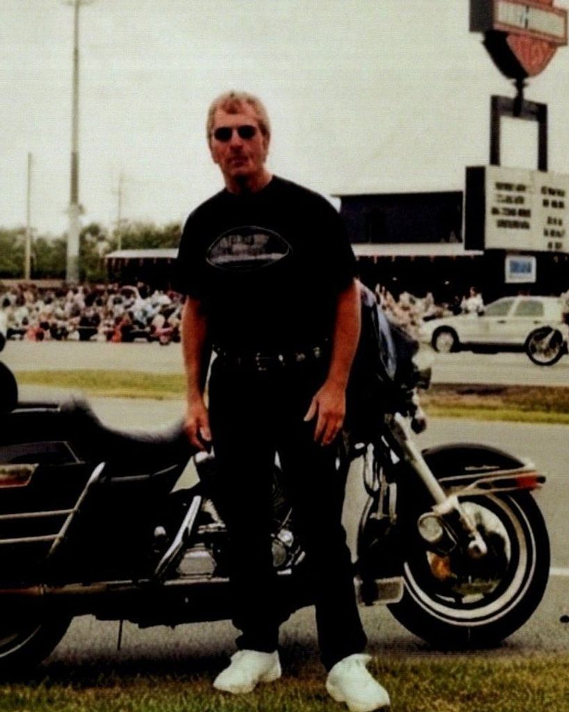 Douglas Linwood Vaught Profile Photo