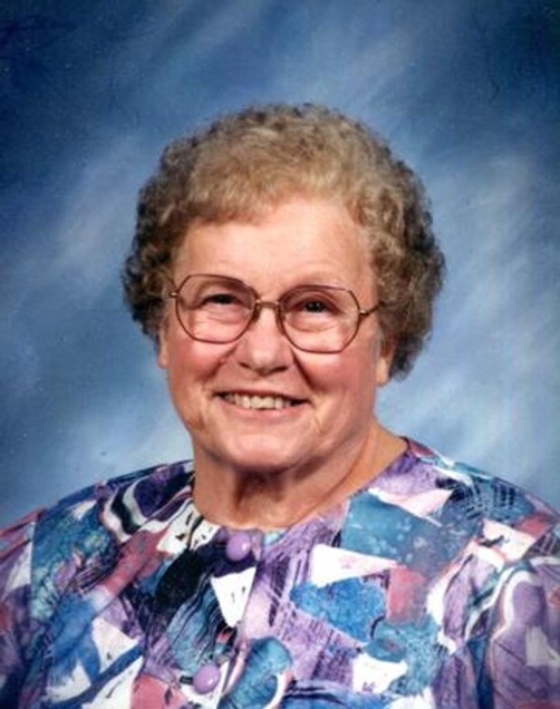 Evelyn June Zmolek Profile Photo