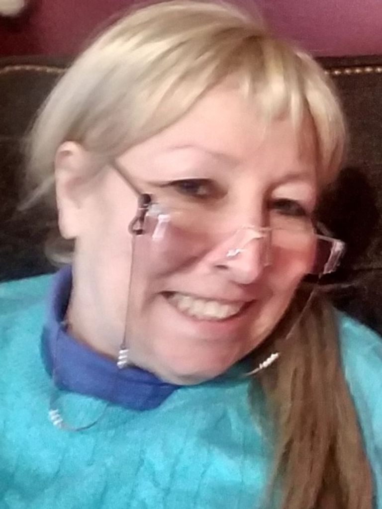 Debra Ann Falls Profile Photo