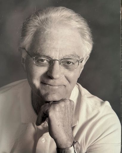Robert L. Mattheisen's obituary image
