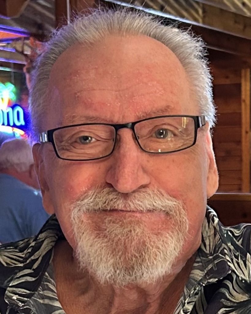 Roger L. Lattz Profile Photo