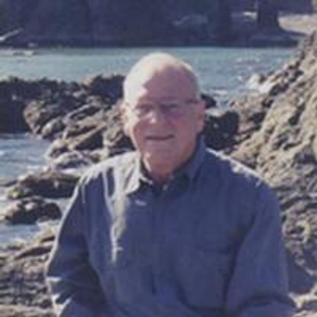 Dean  Arnold Volker