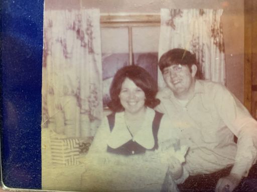 Edna Louise (Loggins)  Aichele photo gallery thumbnail 13 of 21