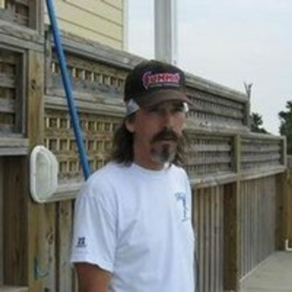 Steven W Quigg