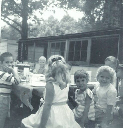 Dinah Sue Demas photo gallery thumbnail 37 of 44