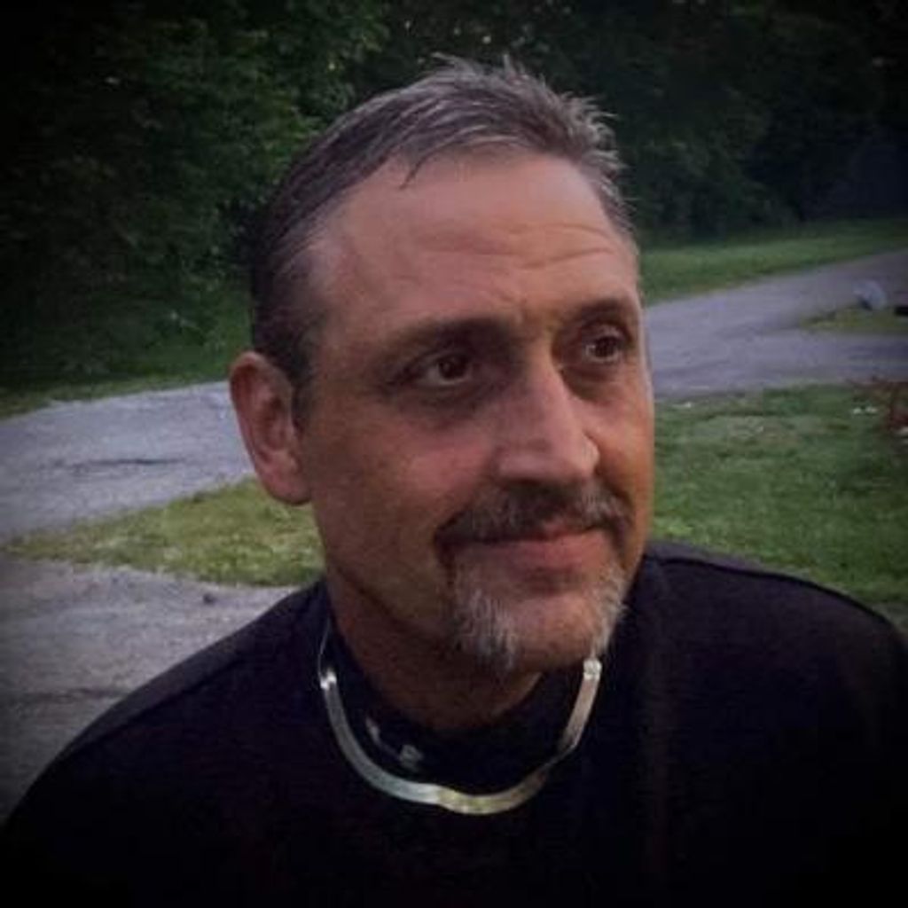 Jonathan Lee Saunders Profile Photo