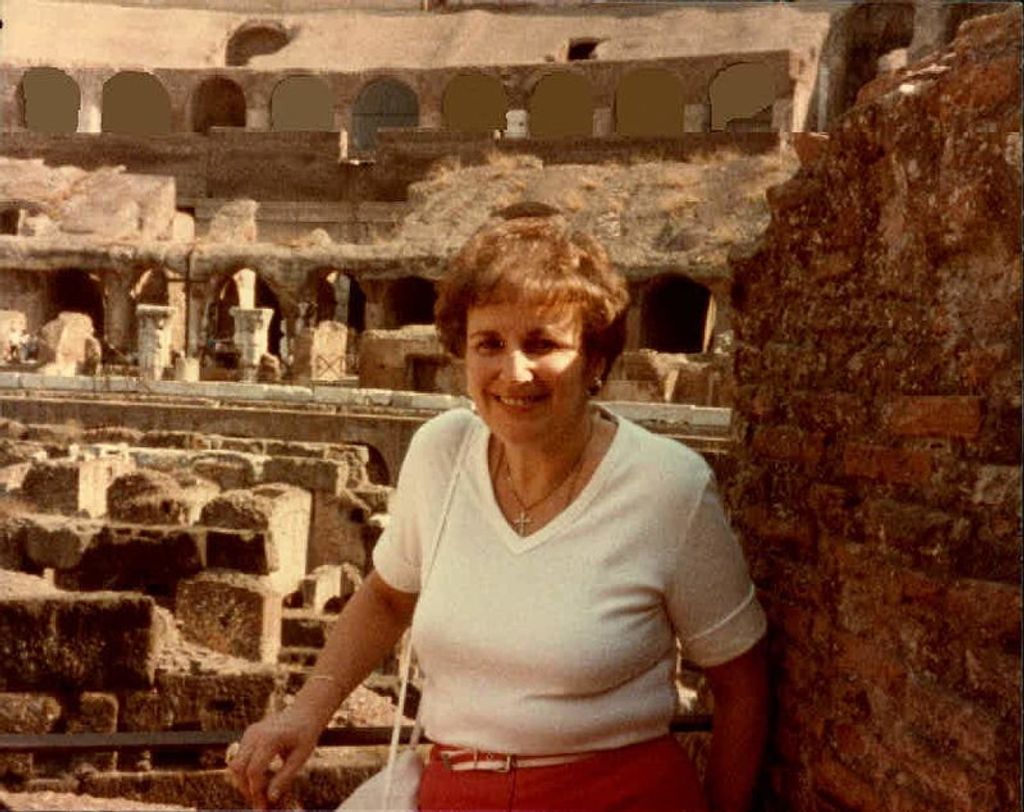 Violet Pansuti