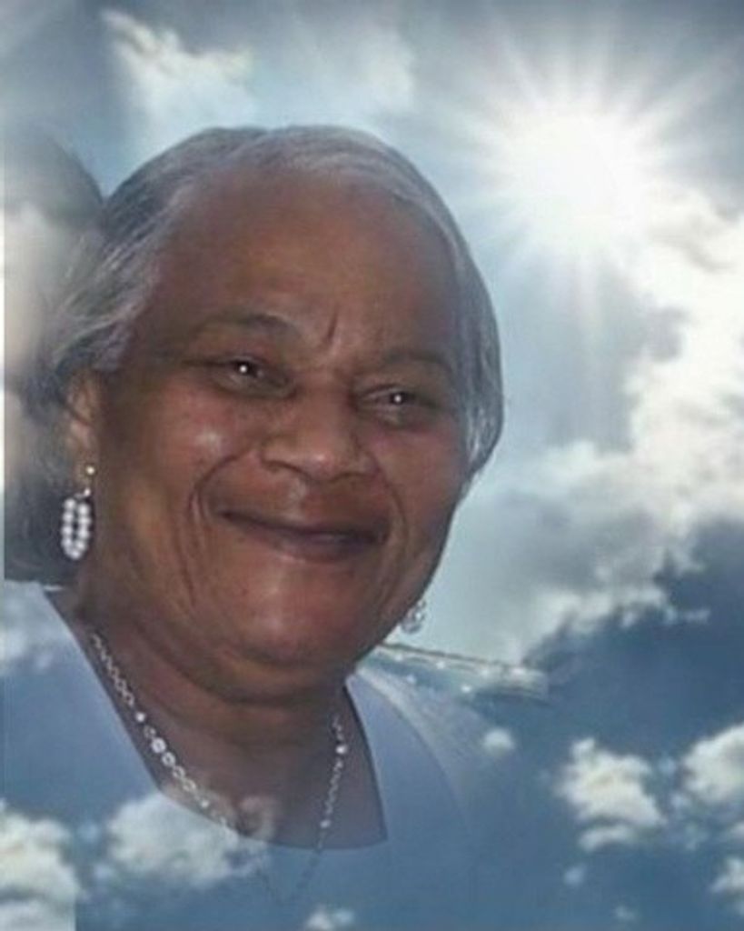 Linda H Blue Profile Photo