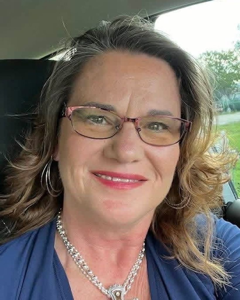 Janet Reeves Profile Photo