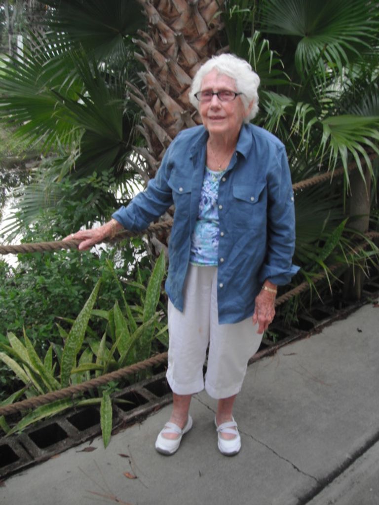 Janet Lula (Young)  Knapp