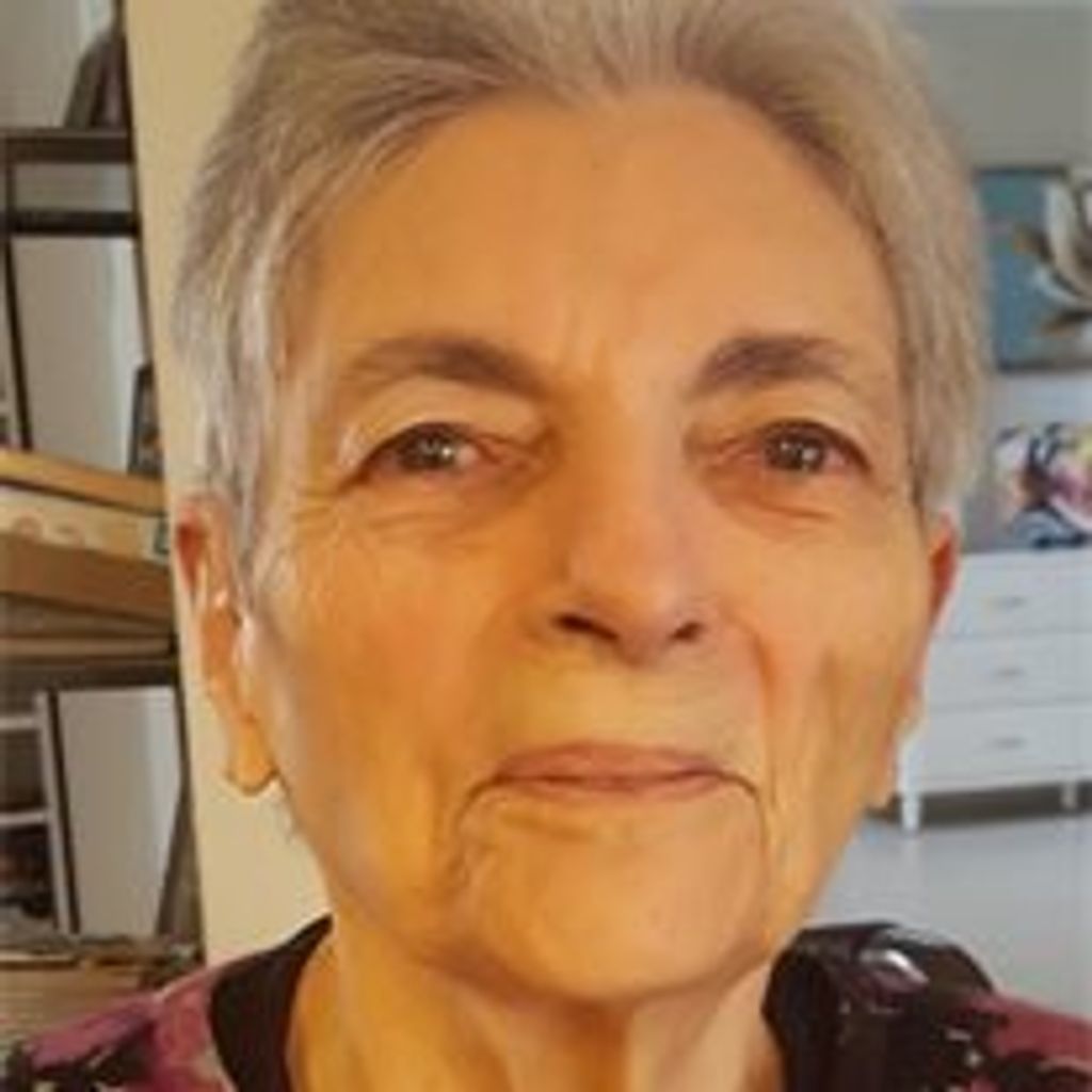 Stratonicki "Nicki" (Kambouris) Semerzakis Profile Photo