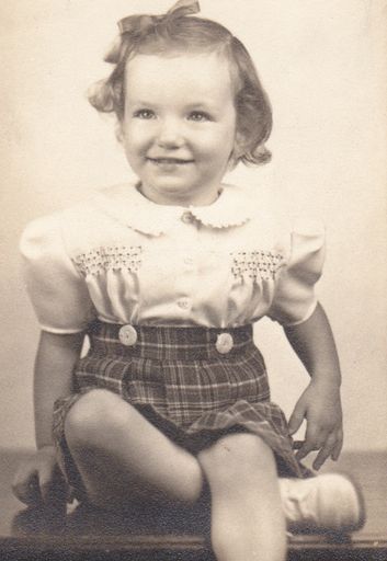 Sharen K Van Lerberghe photo gallery thumbnail 6 of 51