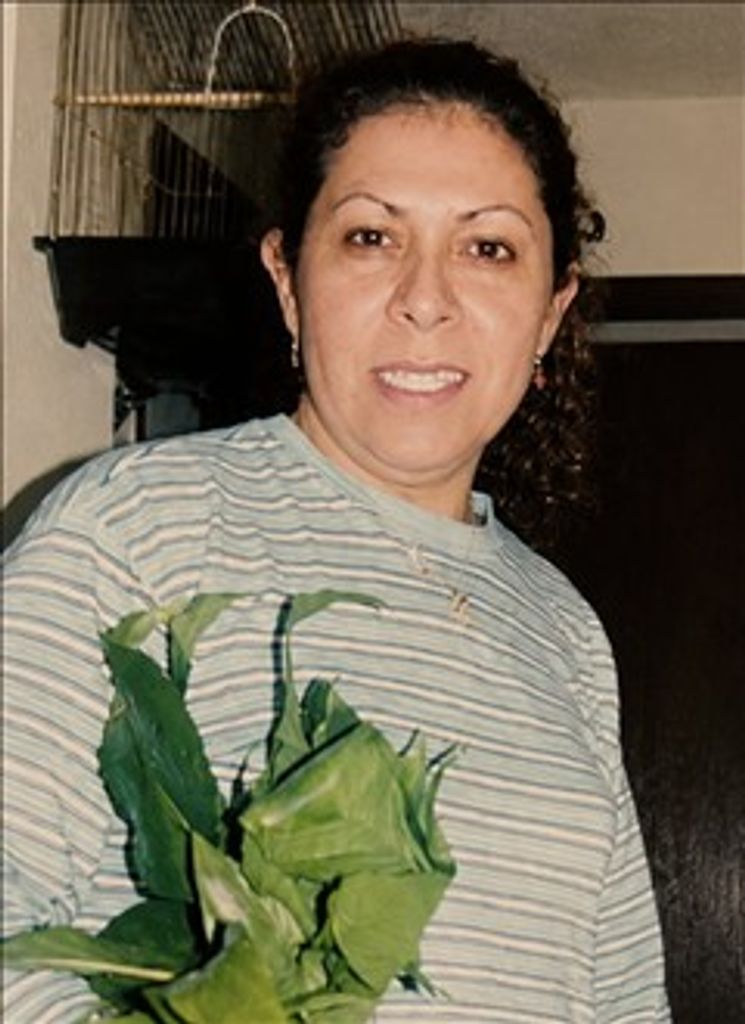 Maria Elena Cisneros Profile Photo