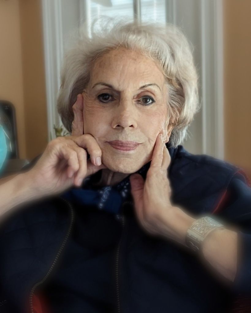 Voula Karegeannes Singer