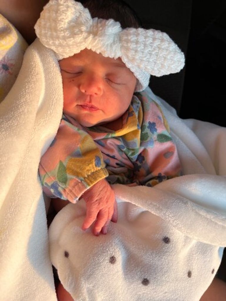 Aria Ester Pasten