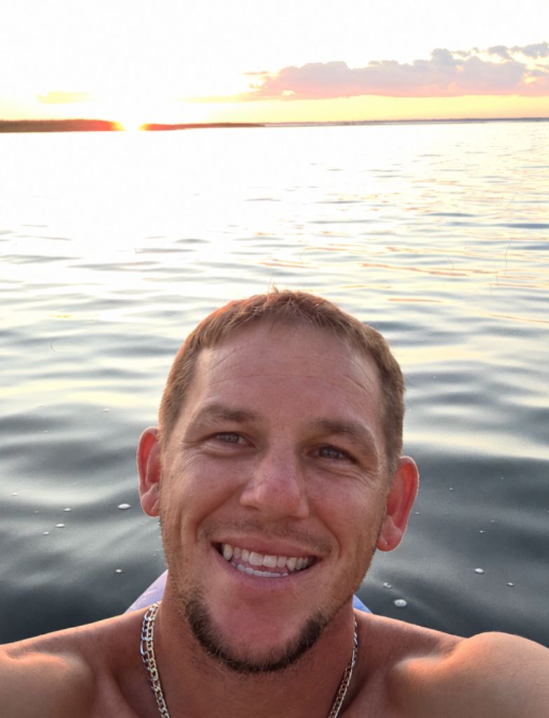 Dustin Louis Burnett