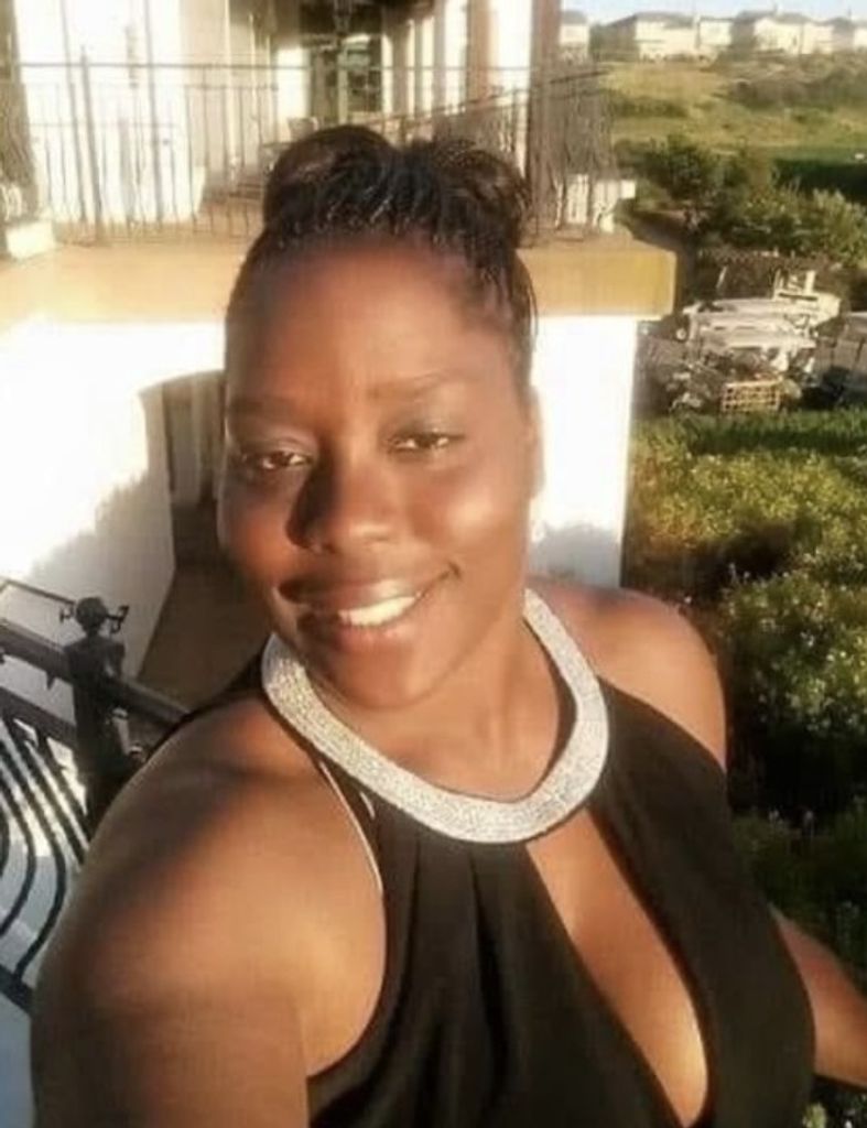 Rosalyn Williams-Laserna