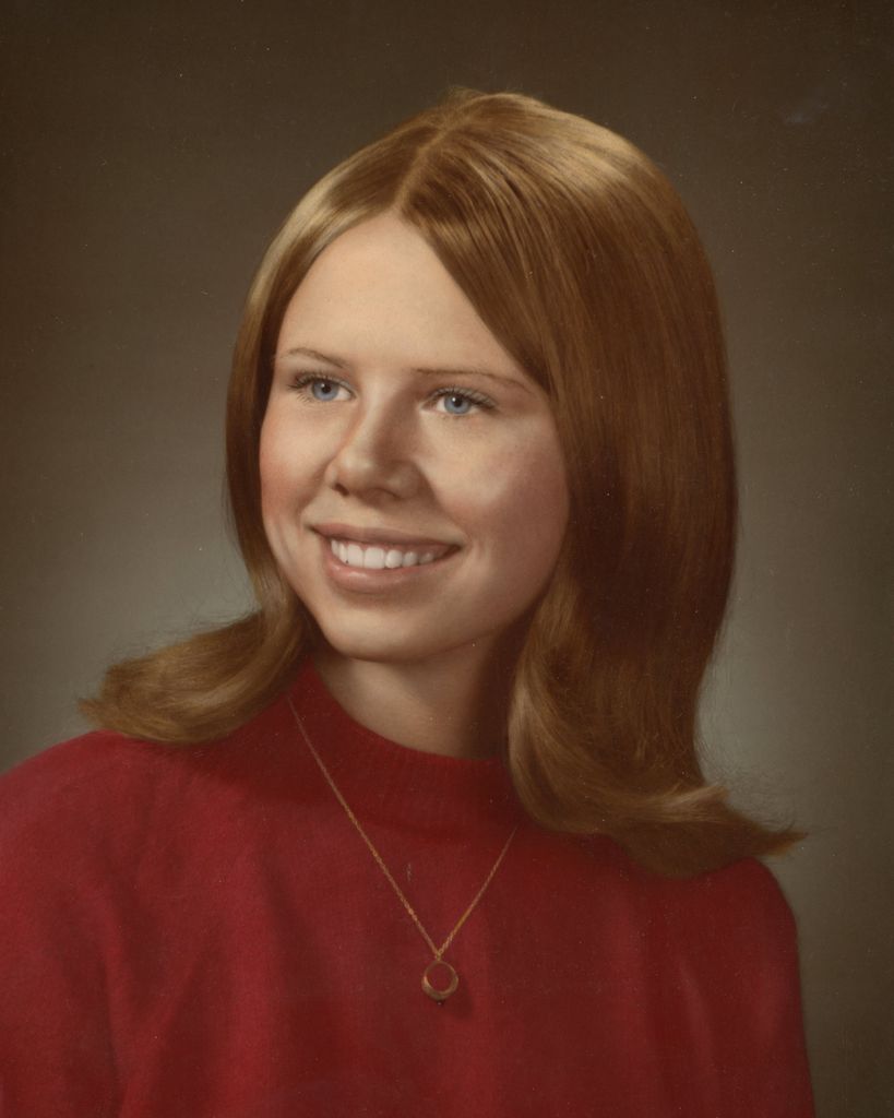Lucinda Lee "Cindy" (Savage) Chambers