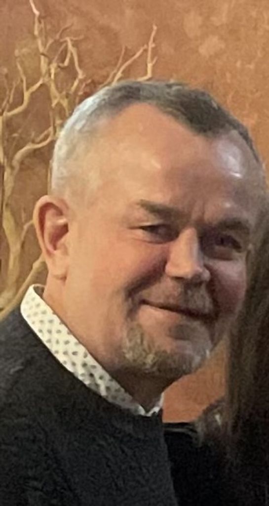 Krzysztof Tac Profile Photo