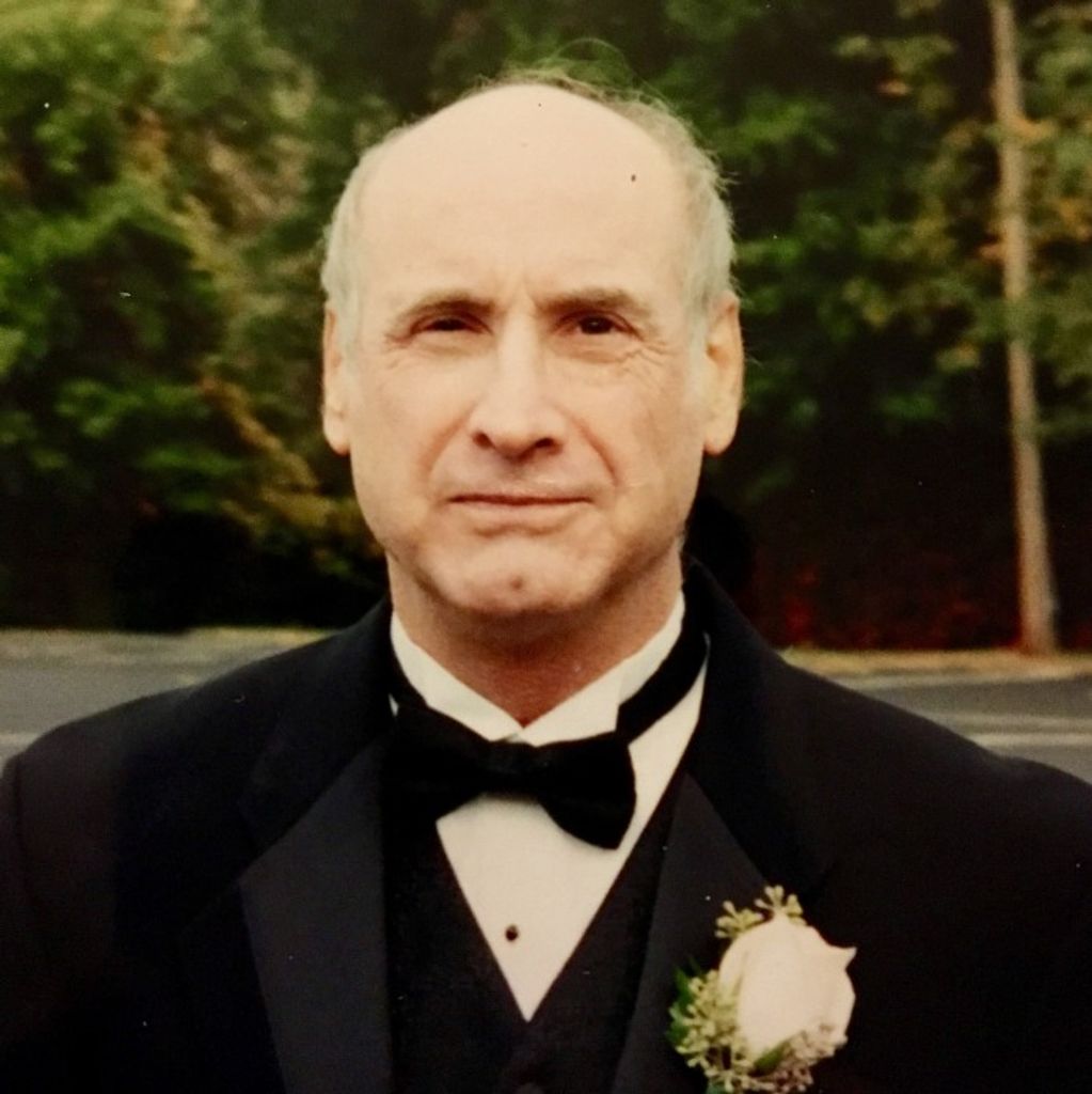 Kenneth Holbrook
