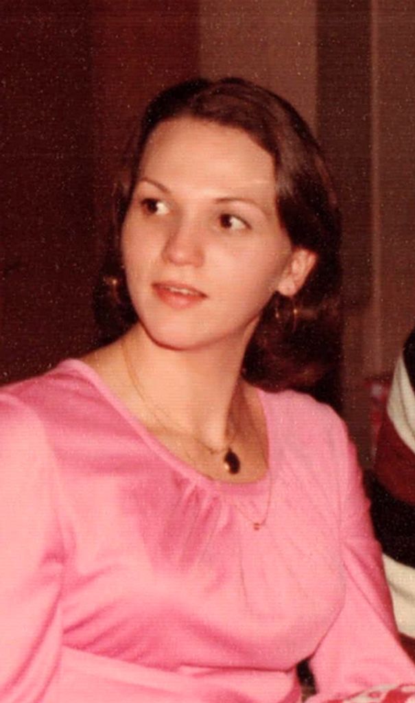 Holly Peace Robinson Profile Photo