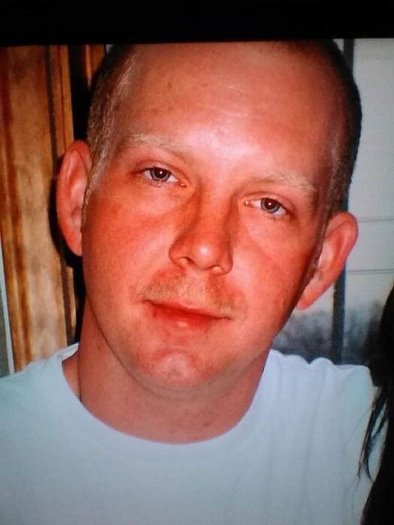 Chad Curtis Elliott Profile Photo