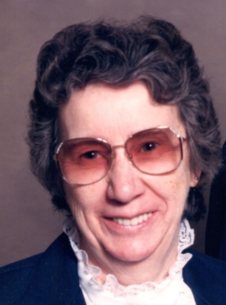 Edna M Bowley