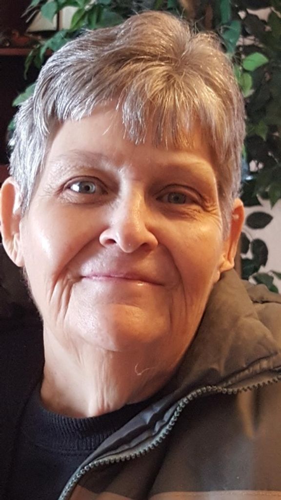 Delores Davies Profile Photo