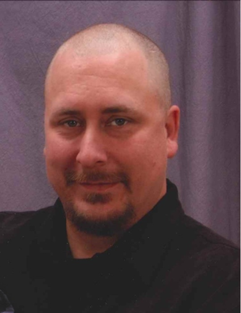 Kenneth Christopher "Chris" Carwell