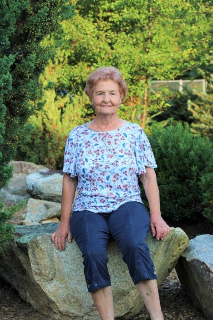 Helen (Brooks)  Robinson