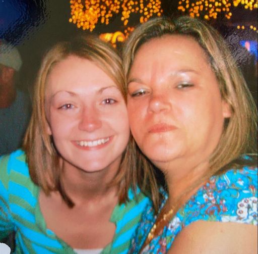 Linda Gail Borden Mcgee photo gallery thumbnail 45 of 74