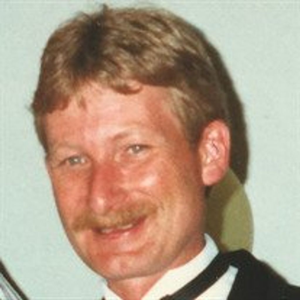 Dale "Woody" Richard Wood