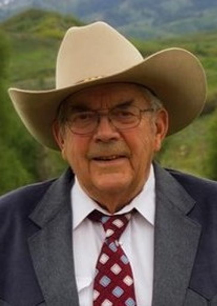 Raymond McMillan