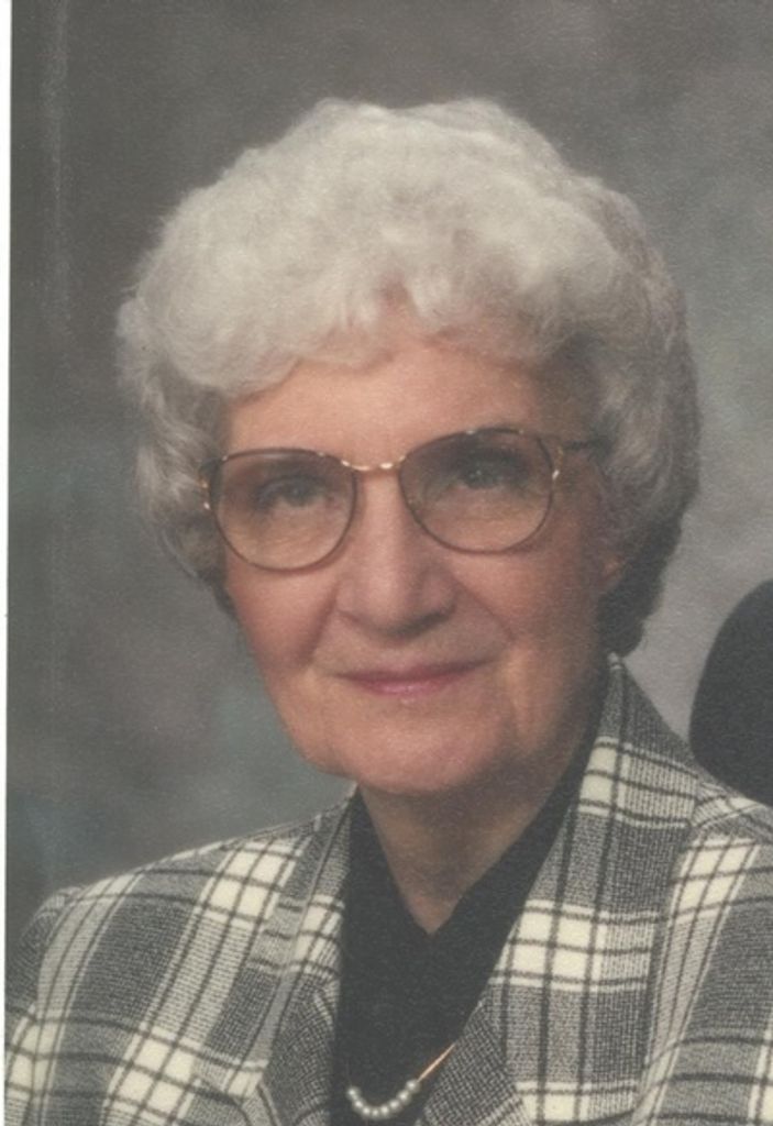 Noveita Nadine Maley