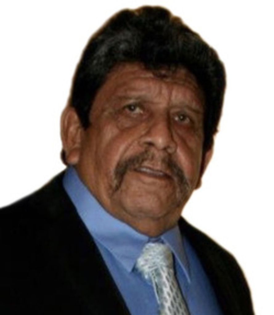 Luis Davila Jr.