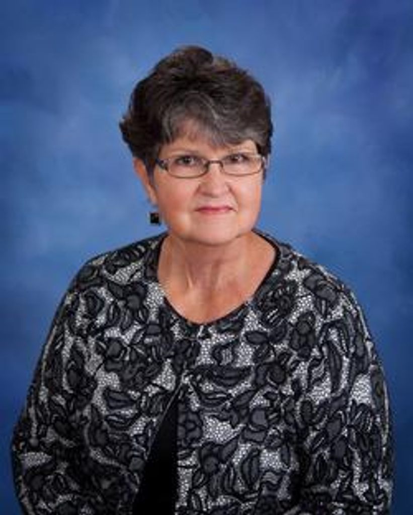 Terri Lucindy Sherman