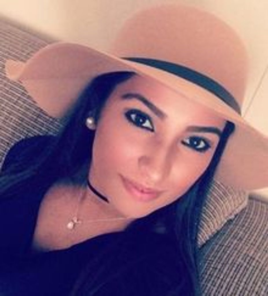 Yesenia Linares Profile Photo