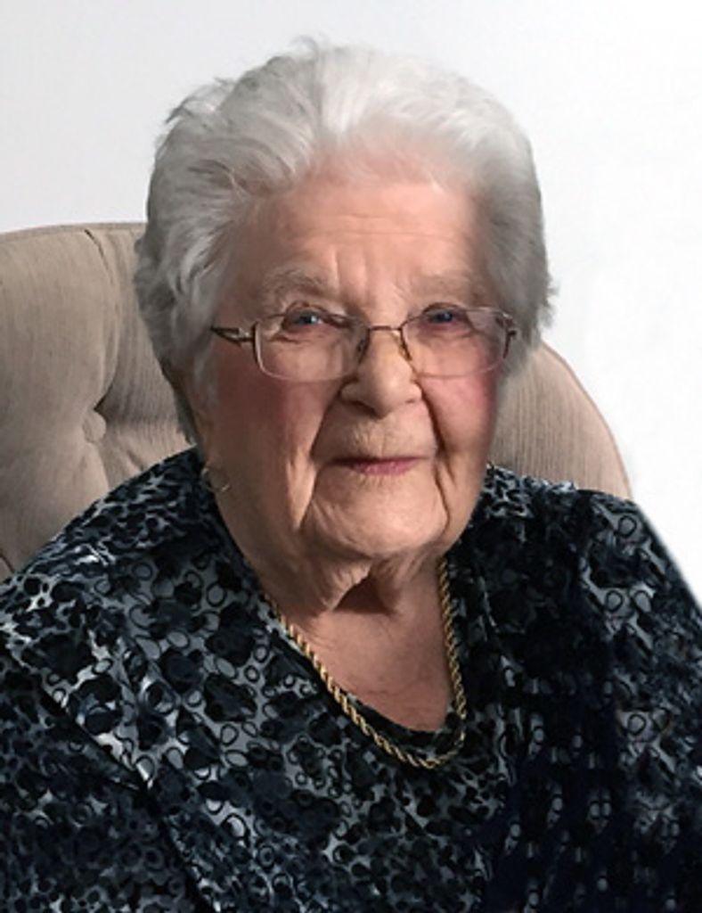 Julie Mabon Profile Photo