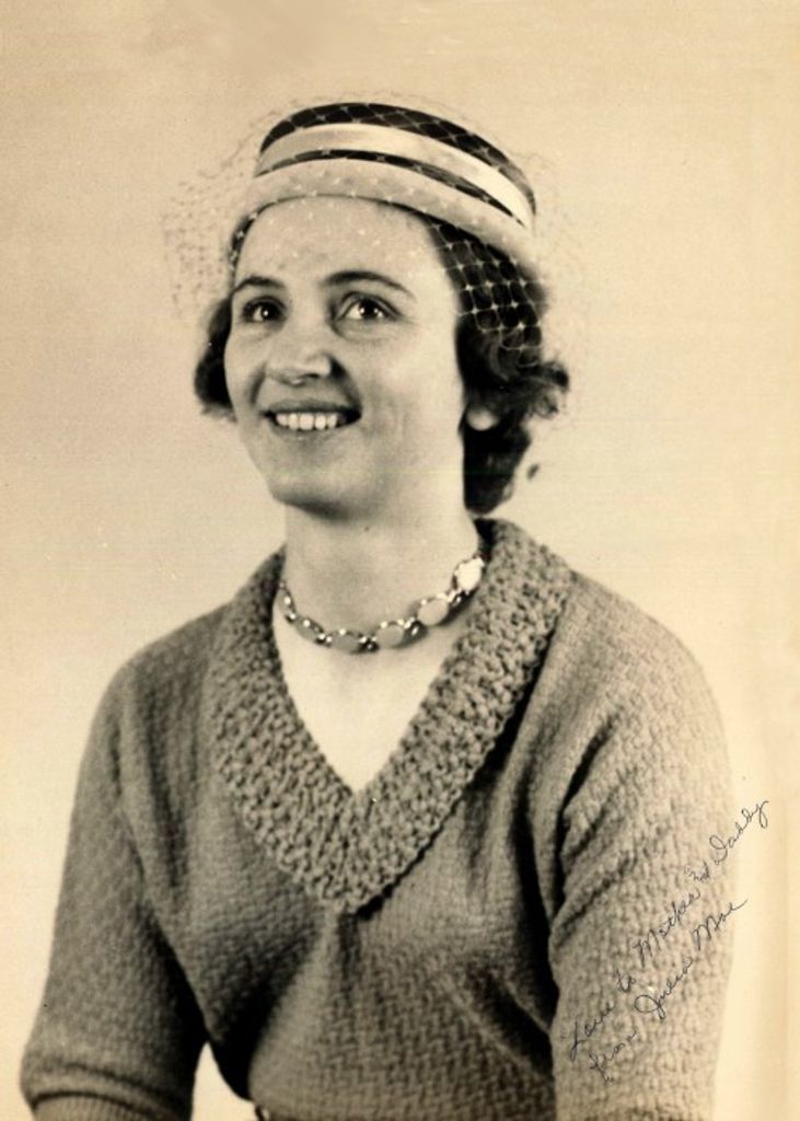 Julia Hicks