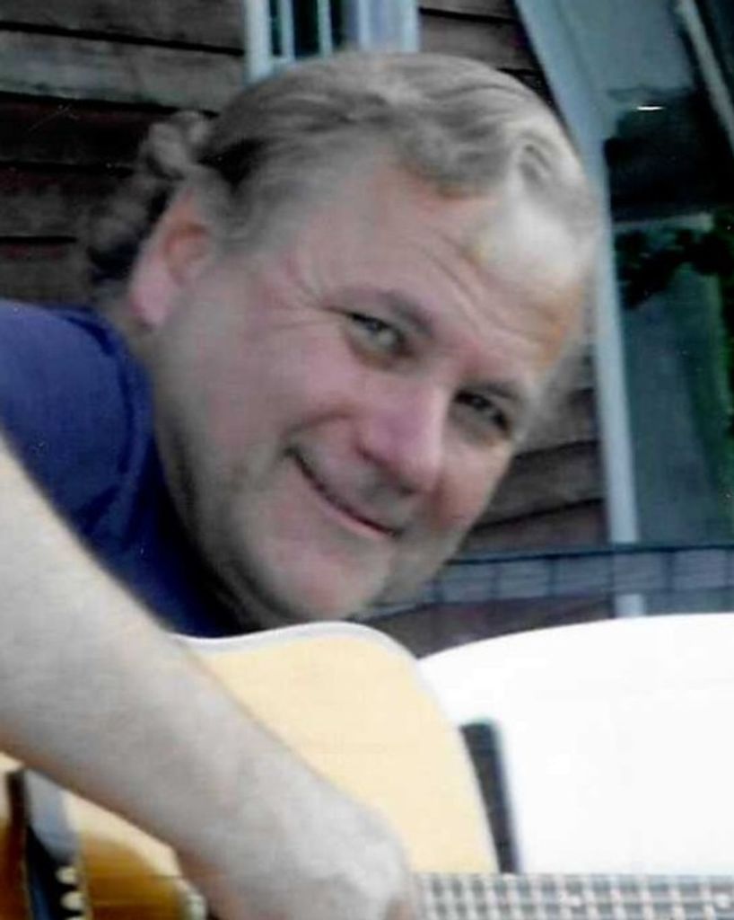 Dr. Robert R. Tomes Profile Photo
