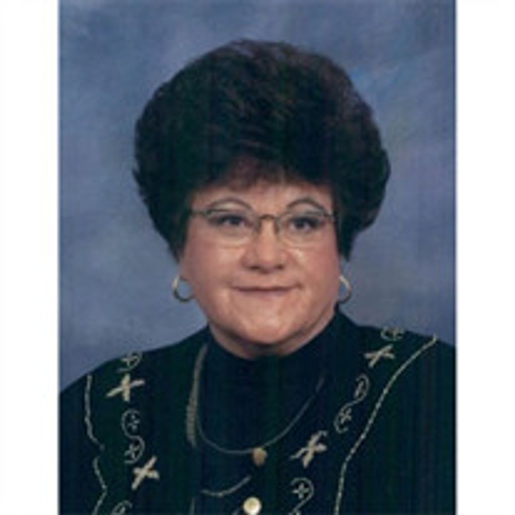 Luana Winters Lewis Profile Photo