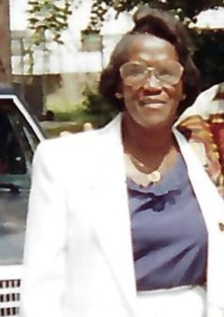 Vivian Thomas Holmes Profile Photo