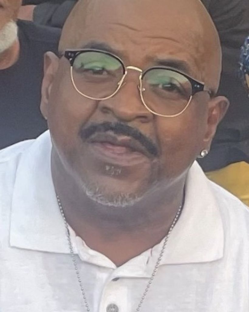 Stephen Mayes Profile Photo