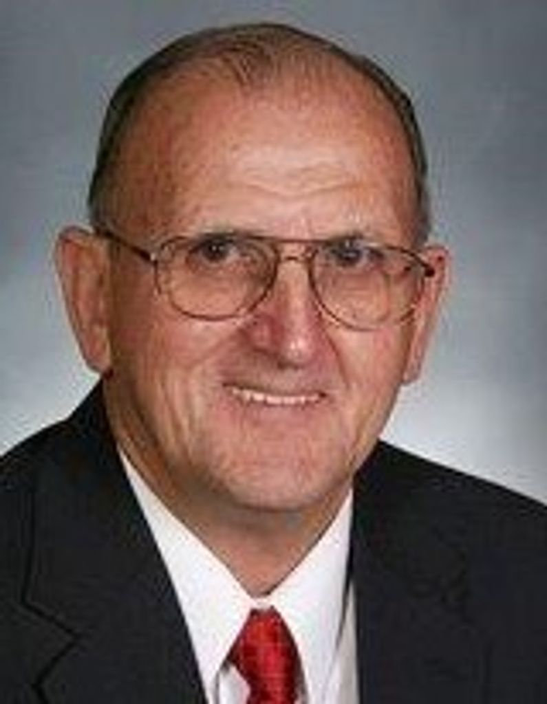 Marion O. (Jr.)  Drake