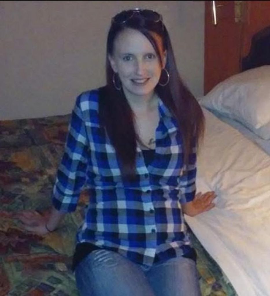 Sarah Young Profile Photo