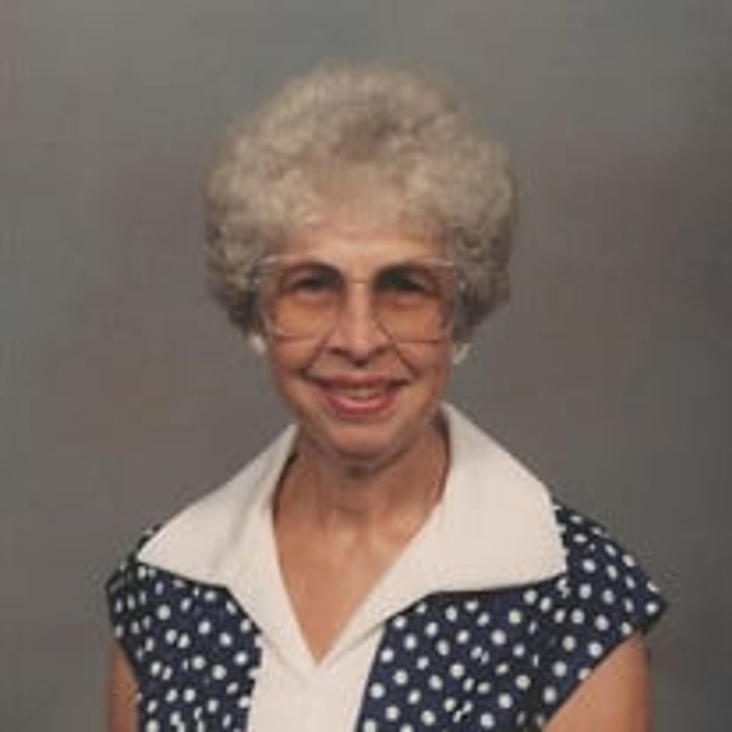 Evelyn Shelly