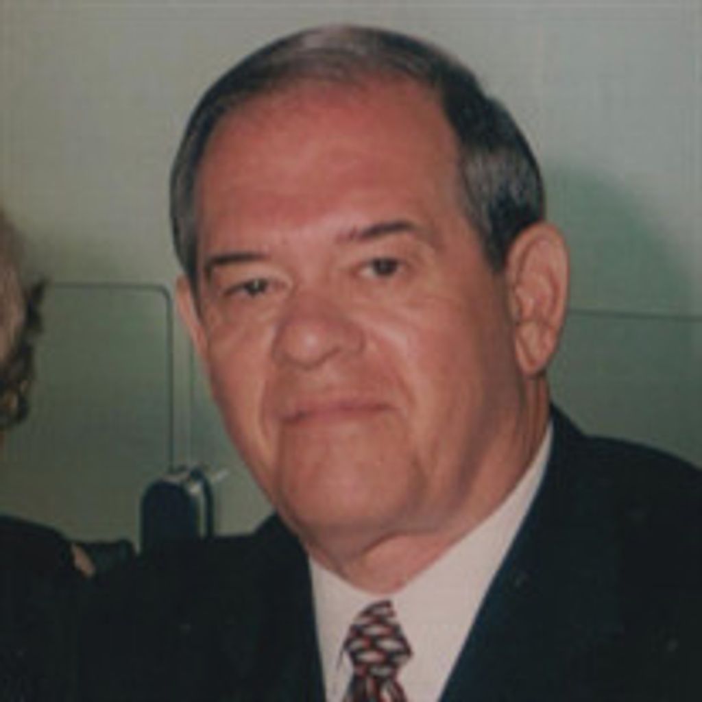 Joseph E Arnosky